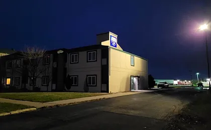 Modern Stay 39 Lakeview By OYO Minonk