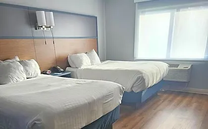 AmericInn by Wyndham Albert Lea