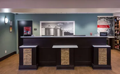 Hampton Inn & Suites Jamestown