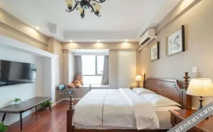 128 Sunshine Apartment Wuchang train station