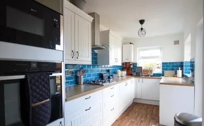 Contemporary Home in Friendly Easton, Free Parking