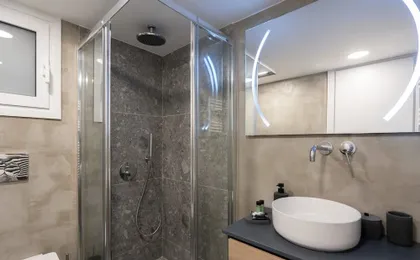 LIV - Comfortable Stylish Escape in Pagrati