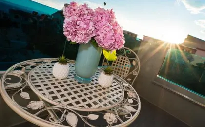 Sea view luxury studio apartment