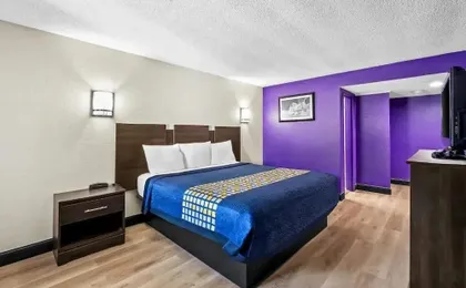 Red Carpet Inn and Suites