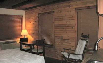 Cool Springs Inn