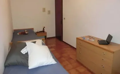 Cozy Flat With Pool Access