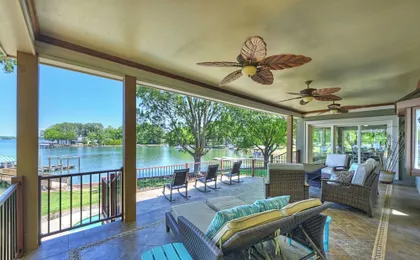 Water, Water Everywhere by Avantstay Pool + Dock