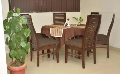 Airport Hotel Grand