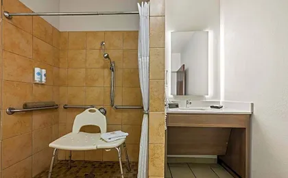 Comfort Suites Cullman I-65 Exit 310