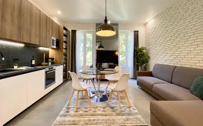 Maxim - Easy Home Booking