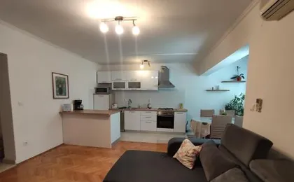 Apartments Jadranka
