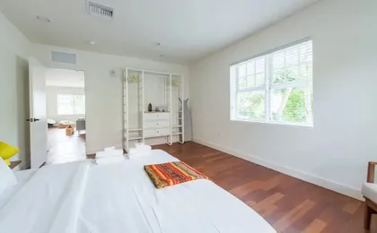 Surreal Southbeach Luxury & Huge 2BR apt & Terrace