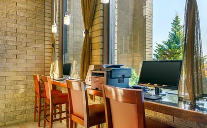Best Western Plus Ahtanum Inn