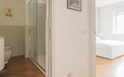 Milano Cosmopolitan Home, 2 Bedrooms, 2 Bth, 5 guests