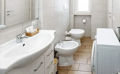 G21 Guest House
