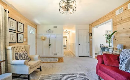 Berkeley Springs Vacation Home w/ Fire Pit!