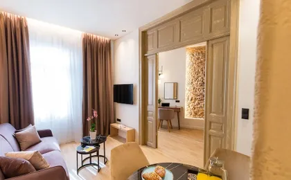 Paleo Suites