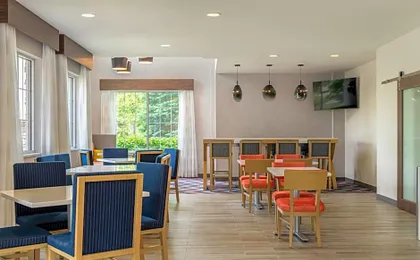 Hampton Inn by Hilton Manchester