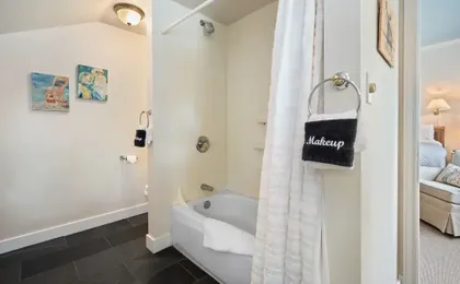 The River House 3 Bedroom Cabin
