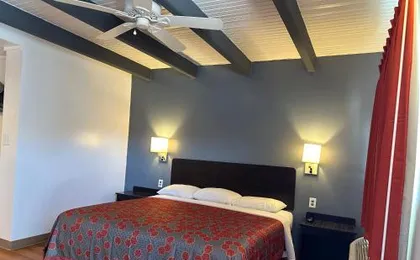 Motel 6 Sullivan MO