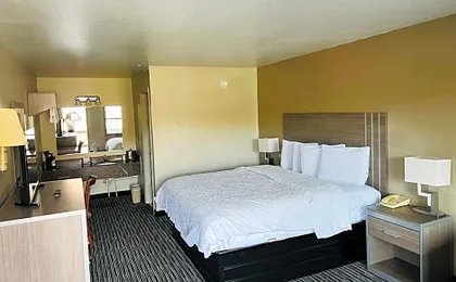 Alpine valley inn