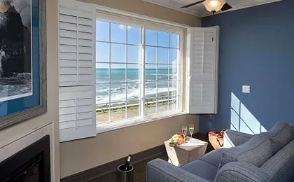 Sand Pebbles Inn