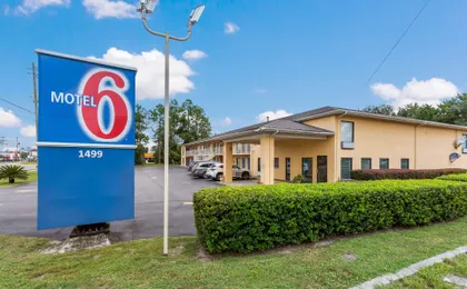 Motel 6 Macclenny Fl