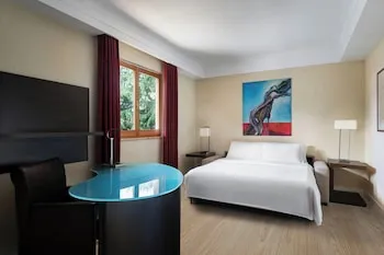 Courtyard by Marriott Rome Central Park
