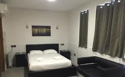 Paddington Apartments