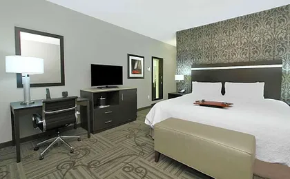 Hampton Inn & Suites Columbus/University Area