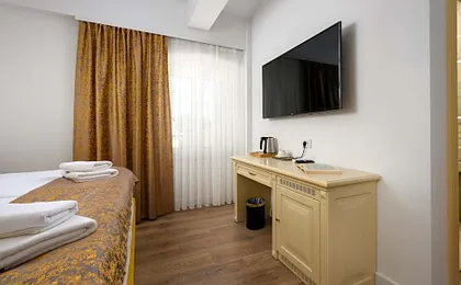 Boutique Hotel Golden Key - Poreč - Bed & Breakfast