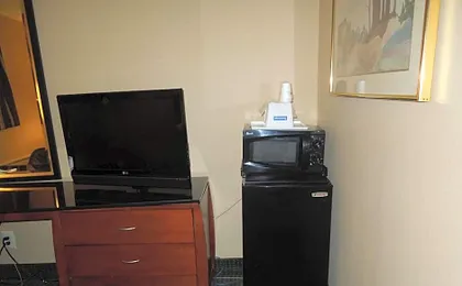 Travelodge by Wyndham Silver Spring