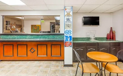 Super 8 by Wyndham Greensboro