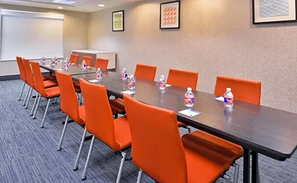 Holiday Inn Express & Suites Selma By IHG
