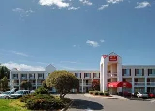 Studios & Suites 4 Less Charlotte