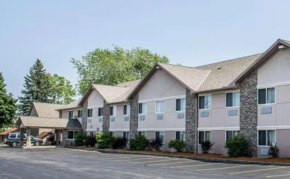 Quality Inn & Suites Sturgeon Bay Area
