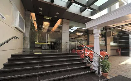 Hotel Vihangs Inn