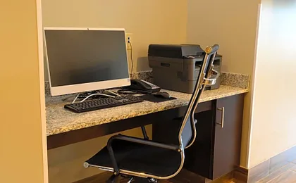 MainStay Suites Bowling Green North