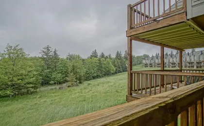 Powderidge 60: Slope Side, Fireplace, Spacious Deck