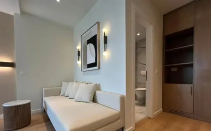 Luxury White Tower Suites
