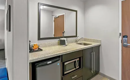 Hampton Inn & Suites Baltimore/Woodlawn