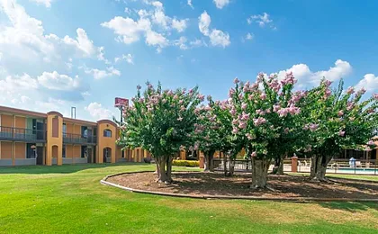 Red Roof Inn Forsyth