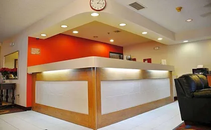Country Hearth Inn & Suites - Kenton