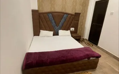 Hotel Lotus Inn
