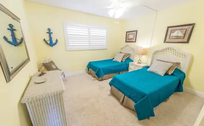 Spanish Main Condominium
