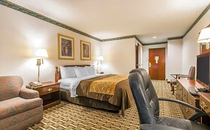 Quality Inn & Suites Evansville North