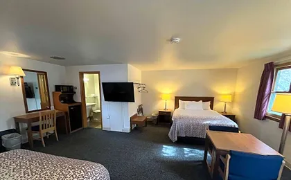 Bay Motel