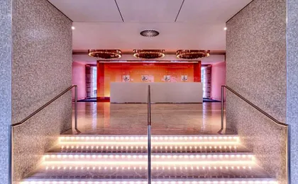Apex Temple Court Hotel