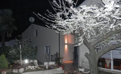 Luna Apartment