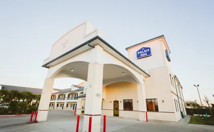 Palace Inn Blue Kemah